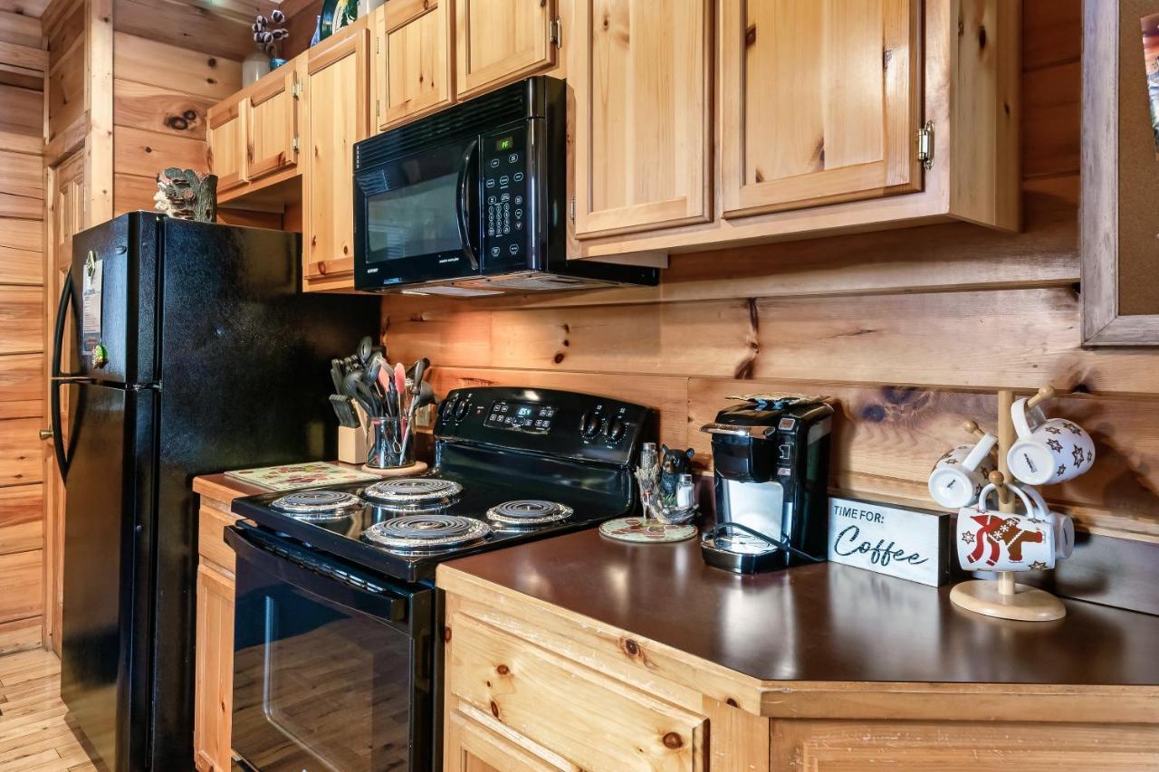 Cubby Bear Smoky Mountain - Summer Specials!